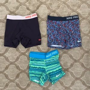 GIRLS NIKE PRO SIZE LARGE BUNDLE
